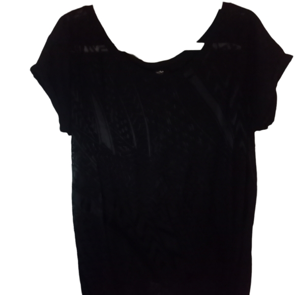 Massimo black partially sheer patterned blouse. - Picture 4 of 6